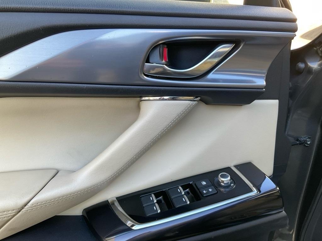 used 2018 Mazda CX-9 car, priced at $13,433