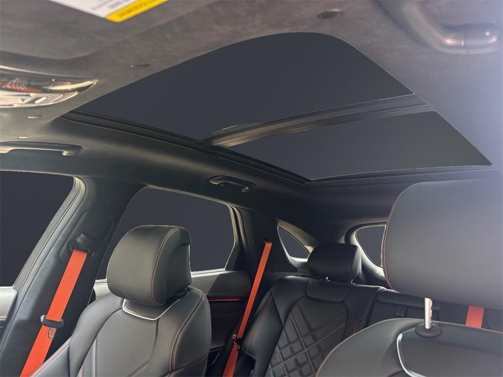 new 2026 Genesis GV70 car