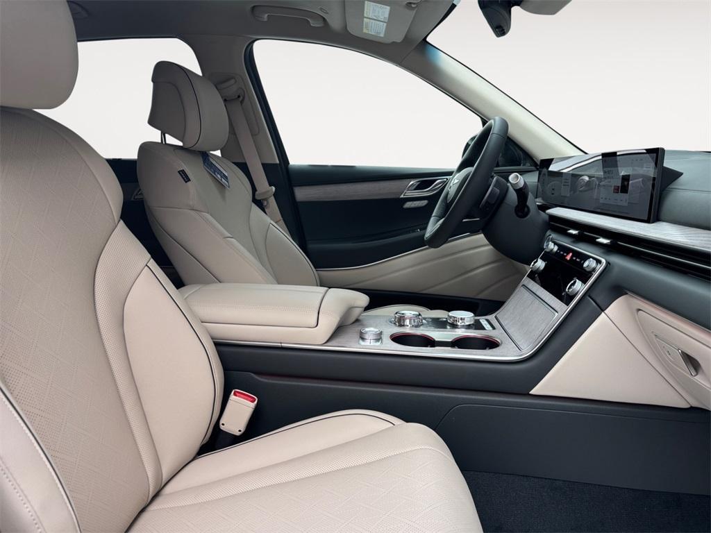 new 2025 Genesis GV80 car, priced at $73,670