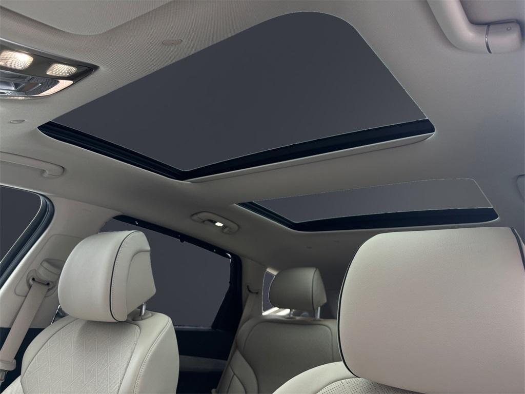 new 2025 Genesis GV80 car, priced at $73,670