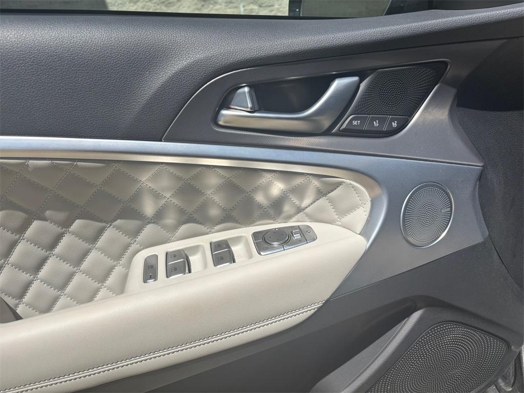 new 2025 Genesis G70 car, priced at $57,225