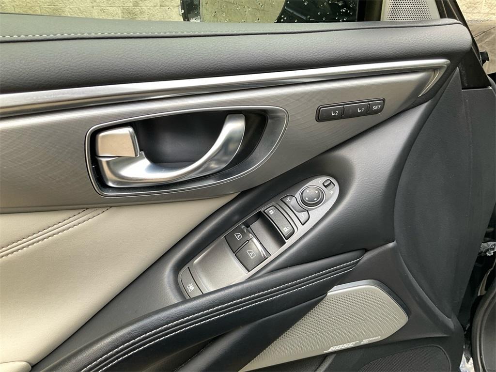 used 2021 INFINITI Q60 car, priced at $26,333