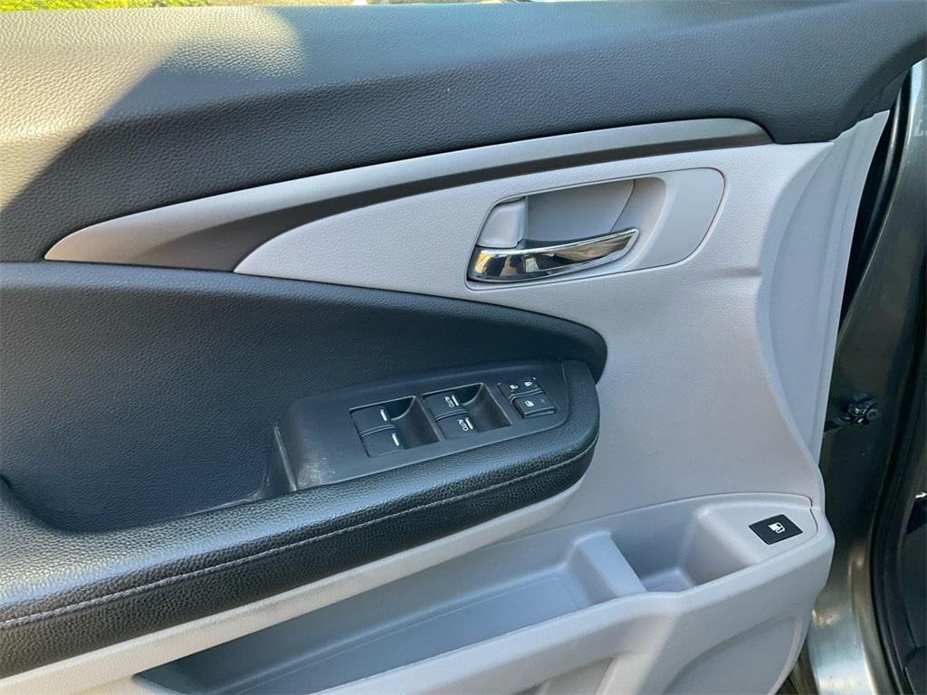 used 2018 Honda Ridgeline car, priced at $20,677