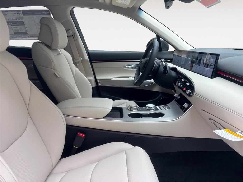 new 2026 Genesis GV70 car