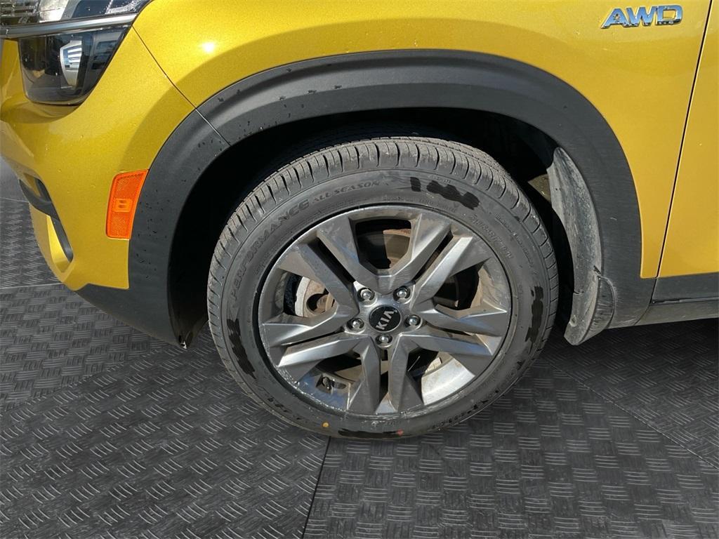 used 2021 Kia Seltos car, priced at $15,477