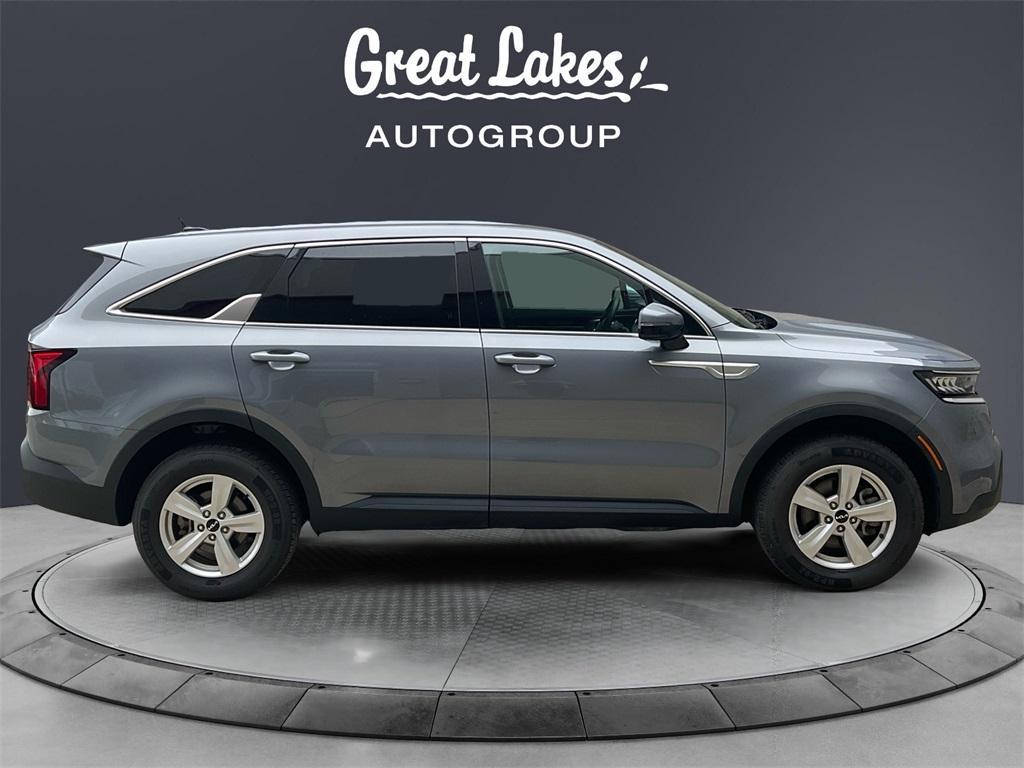 used 2023 Kia Sorento car, priced at $21,733