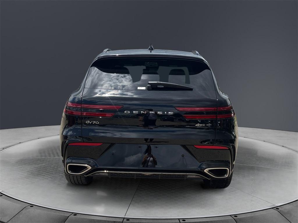 new 2026 Genesis GV70 car