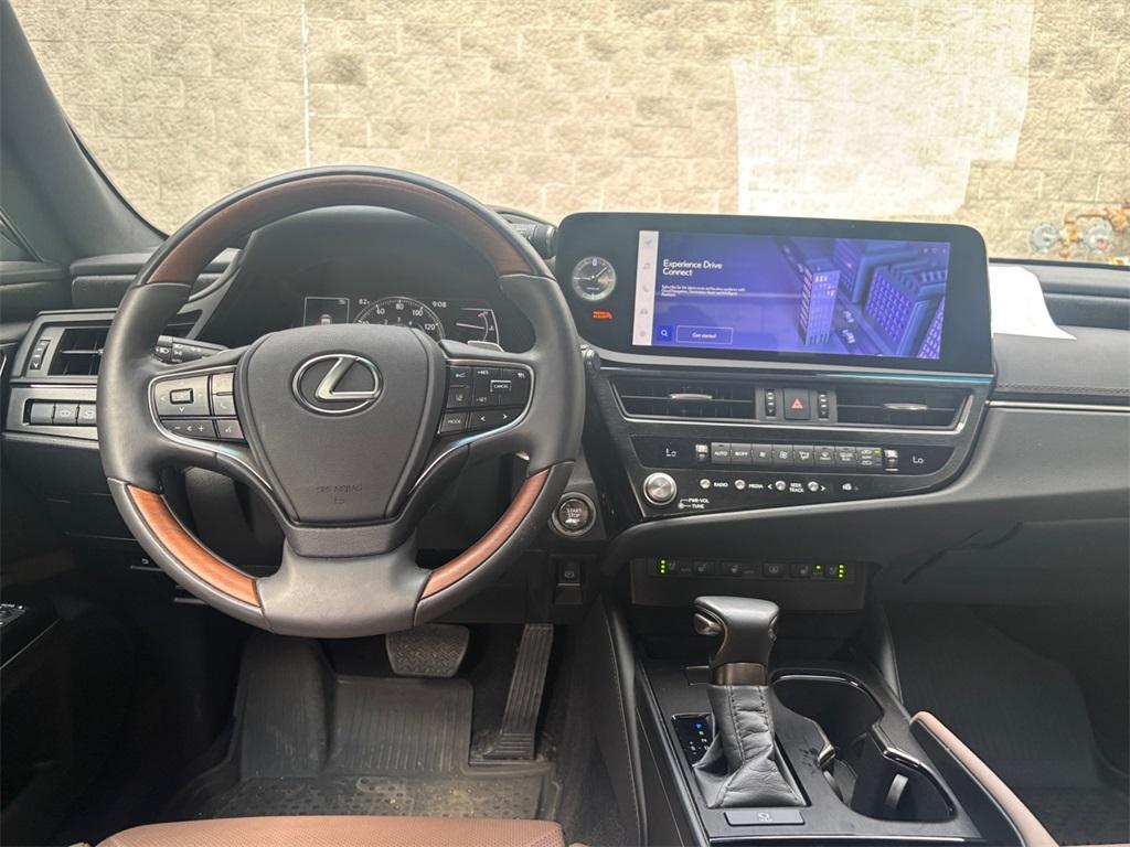 used 2024 Lexus ES 350 car, priced at $44,977
