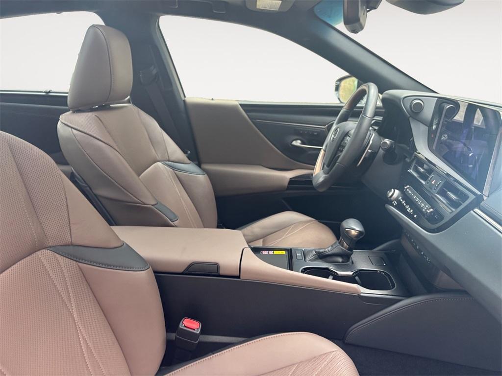used 2024 Lexus ES 350 car, priced at $44,977