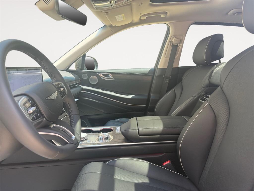 new 2025 Genesis GV80 car, priced at $73,294