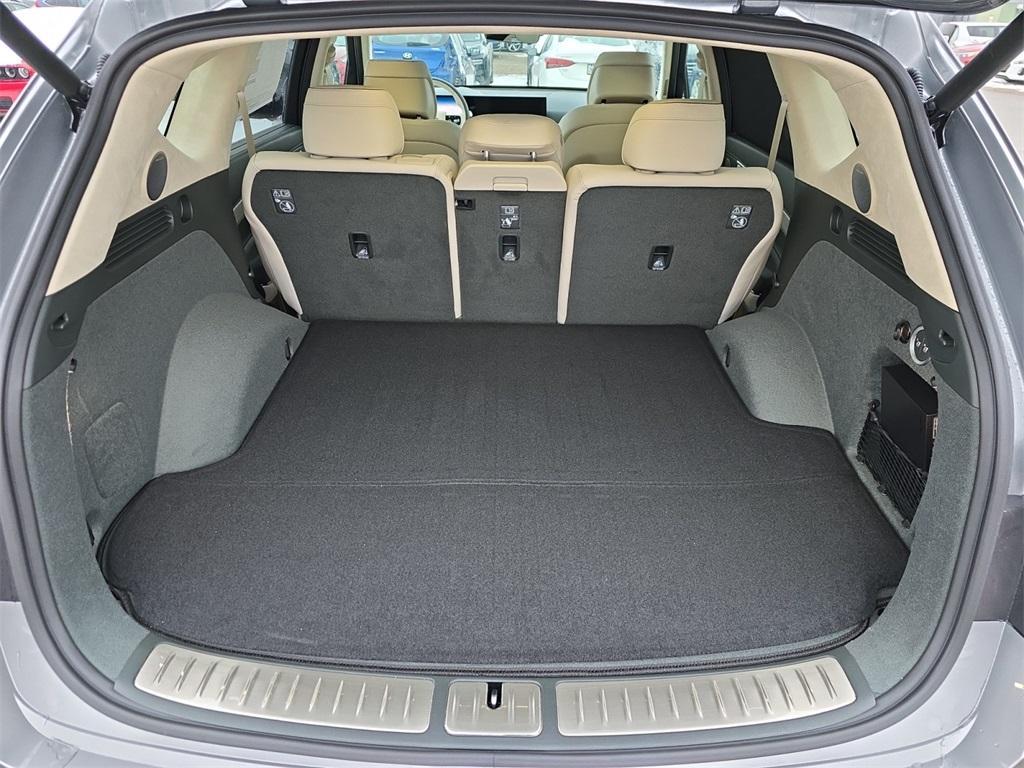 new 2025 Genesis GV80 car, priced at $82,689