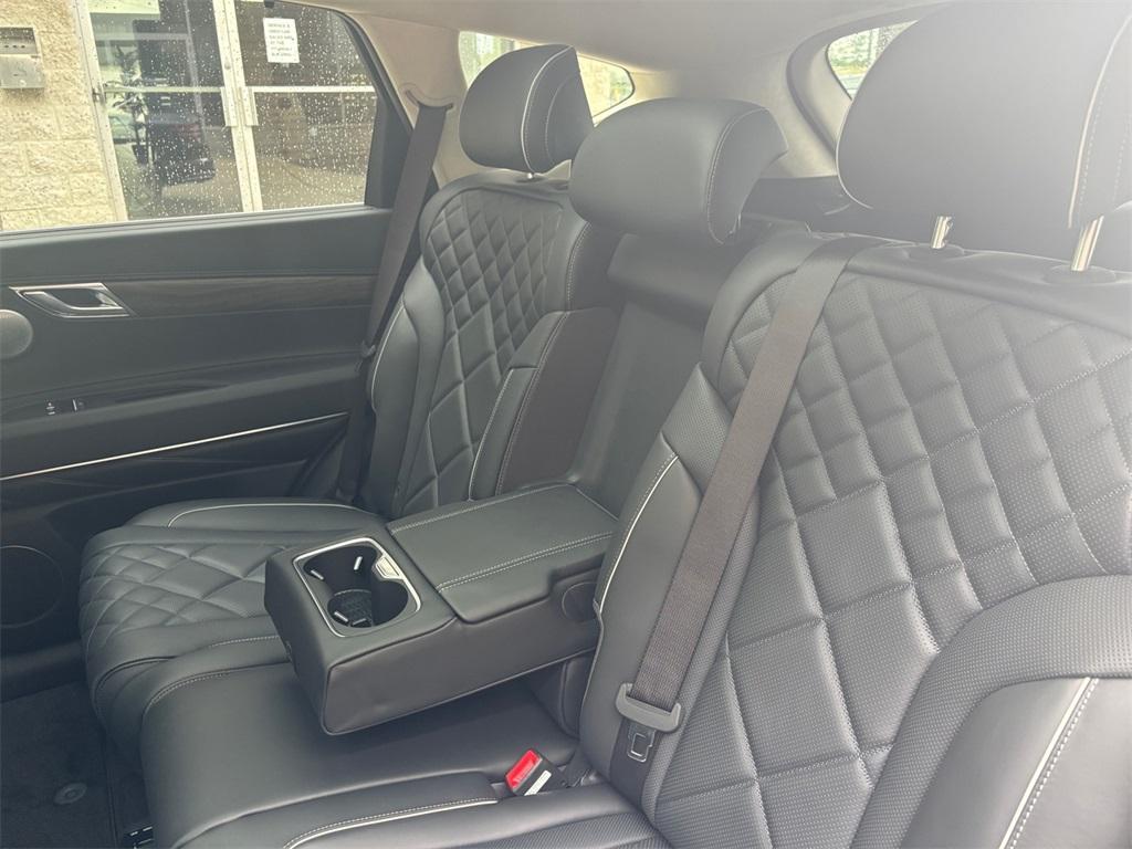 new 2025 Genesis GV80 car, priced at $82,775