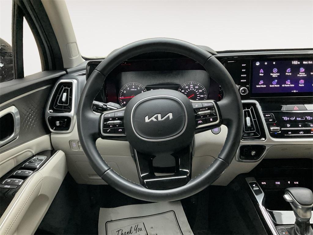 used 2022 Kia Sorento car, priced at $24,277
