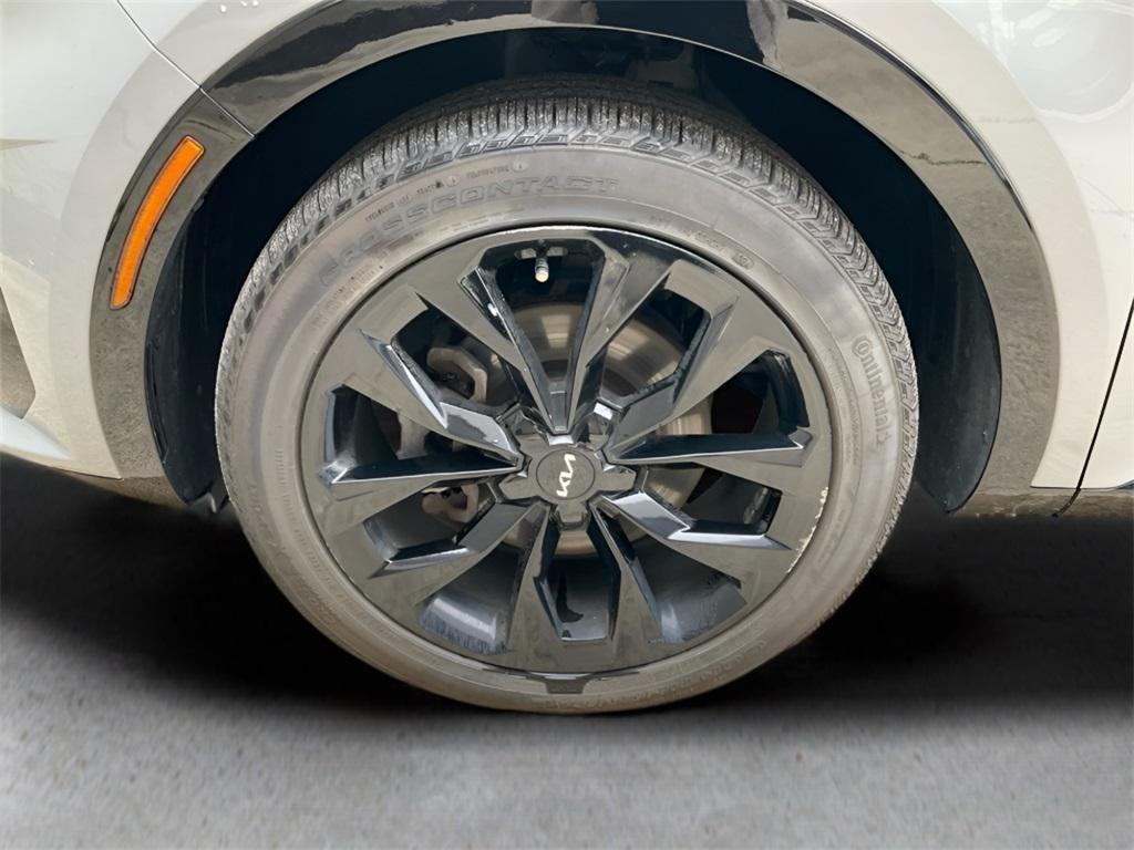 used 2022 Kia Sorento car, priced at $23,333