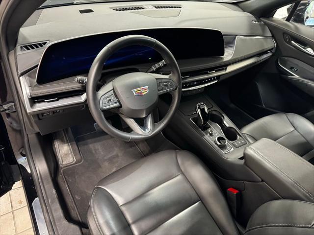 used 2025 Cadillac XT4 car, priced at $44,997