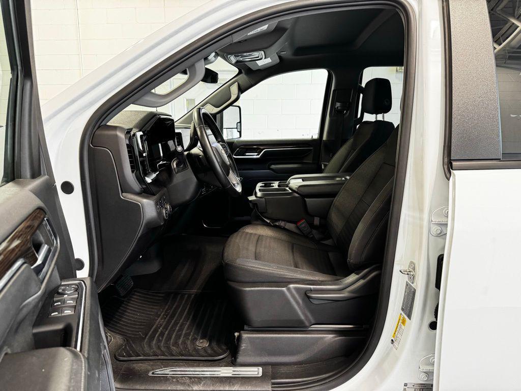 used 2024 Chevrolet Silverado 2500 car, priced at $52,799