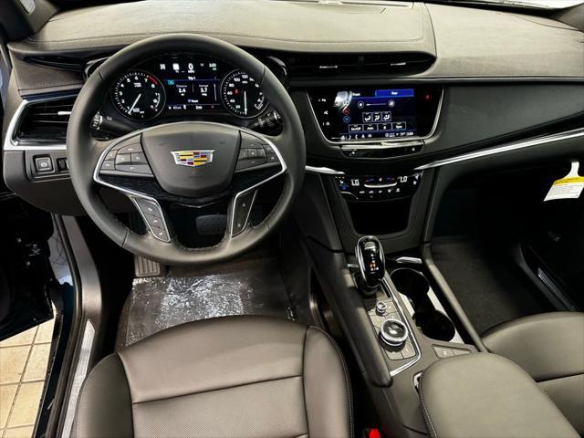 new 2025 Cadillac XT5 car, priced at $59,965