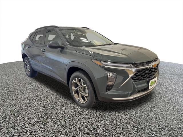 new 2025 Chevrolet Trax car, priced at $23,690