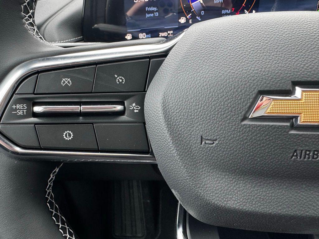 new 2025 Chevrolet Traverse car, priced at $40,695