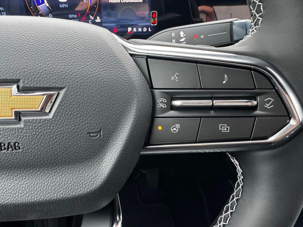 new 2025 Chevrolet Traverse car, priced at $40,695