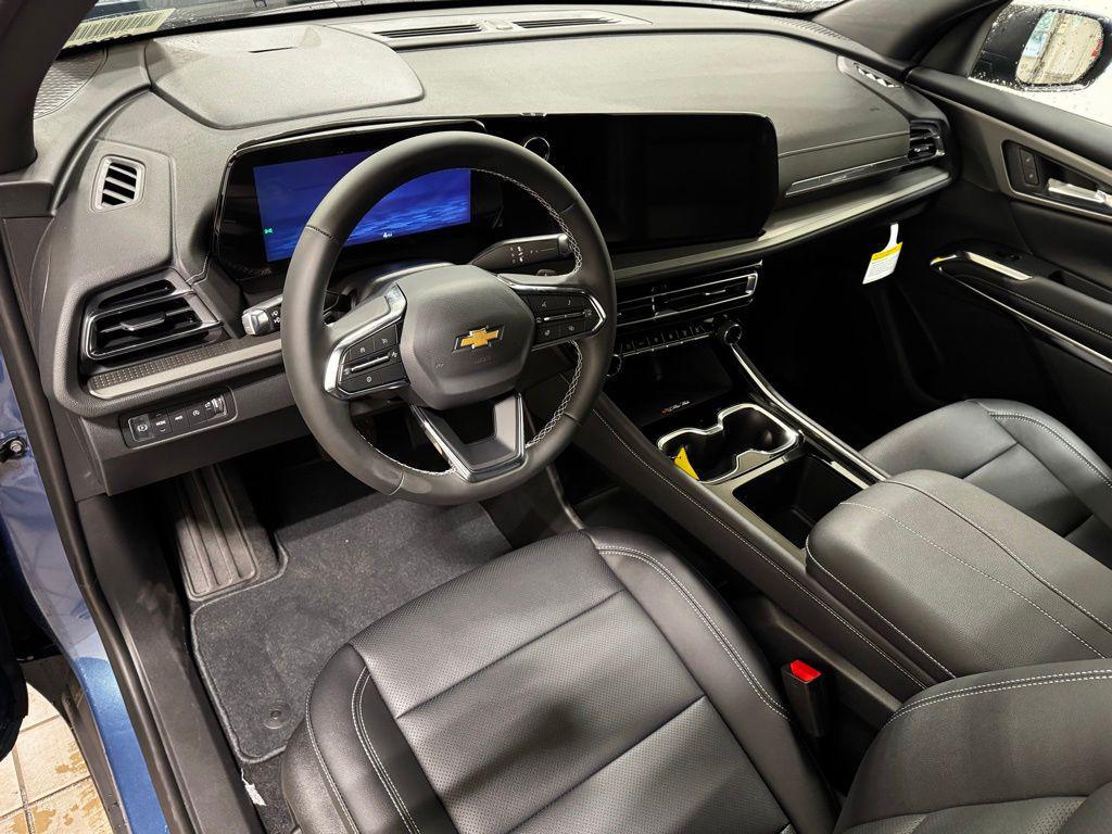 new 2025 Chevrolet Traverse car, priced at $40,695