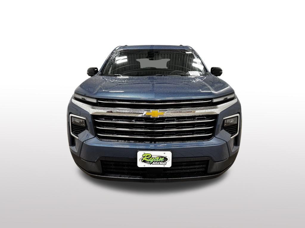 new 2025 Chevrolet Traverse car, priced at $40,695