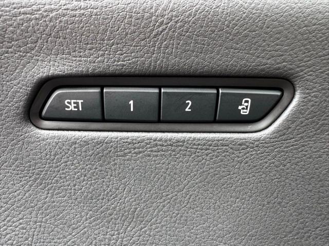 used 2024 Cadillac XT6 car, priced at $47,997