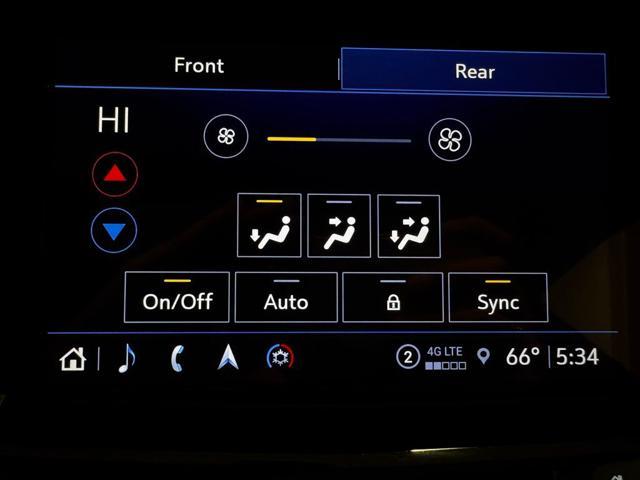 used 2024 Cadillac XT6 car, priced at $44,997