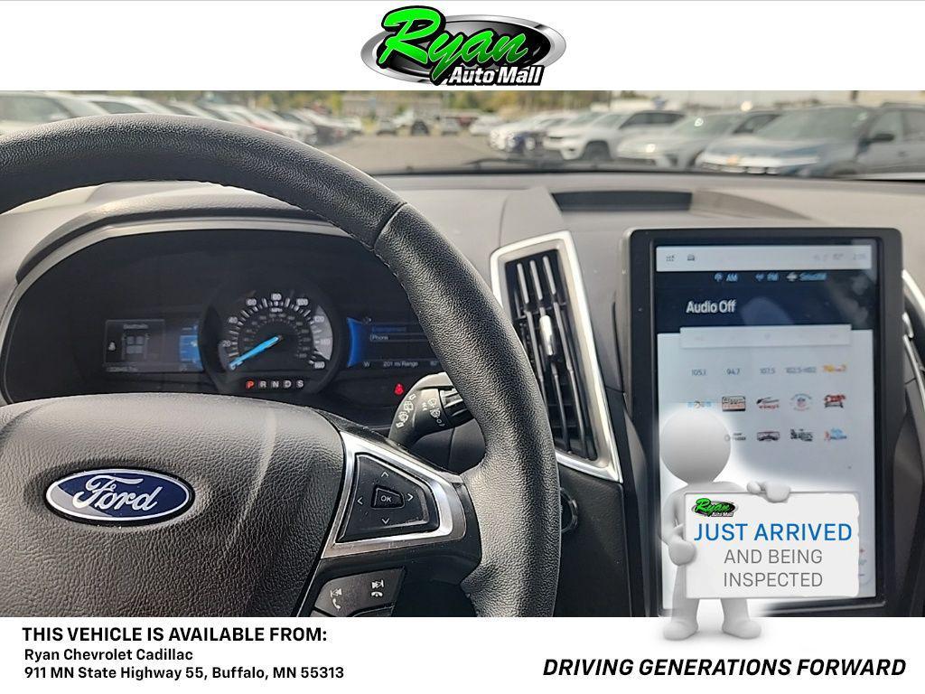 used 2024 Ford Edge car, priced at $28,399