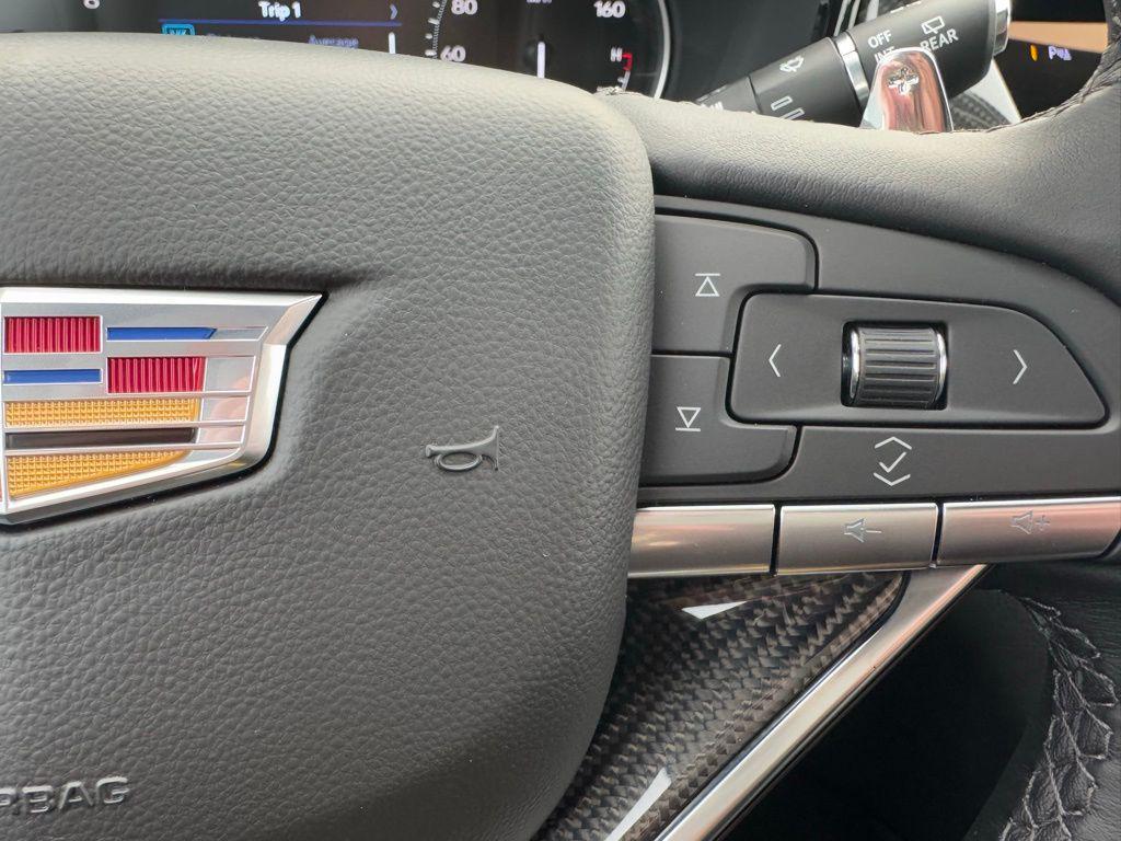 new 2025 Cadillac XT6 car, priced at $61,965