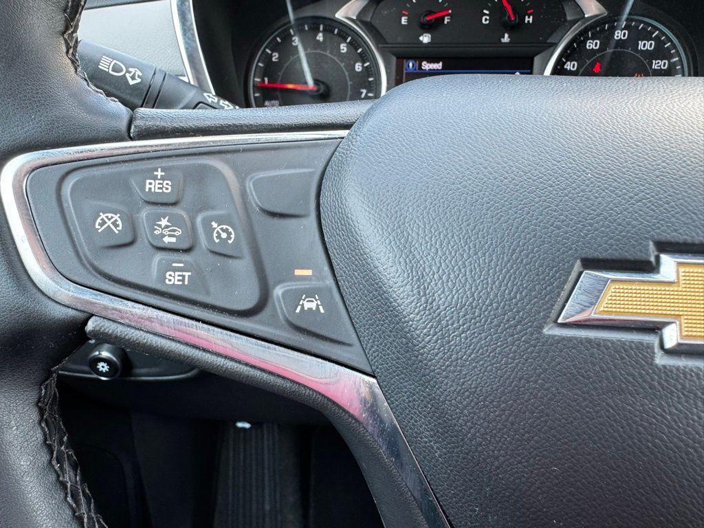 used 2024 Chevrolet Equinox car, priced at $21,099