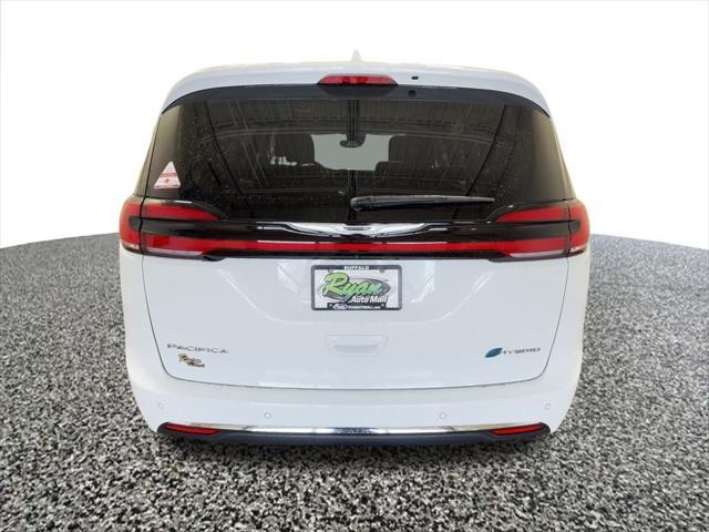 used 2022 Chrysler Pacifica Hybrid car, priced at $24,697