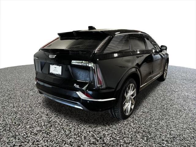 new 2025 Cadillac OPTIQ car, priced at $48,470