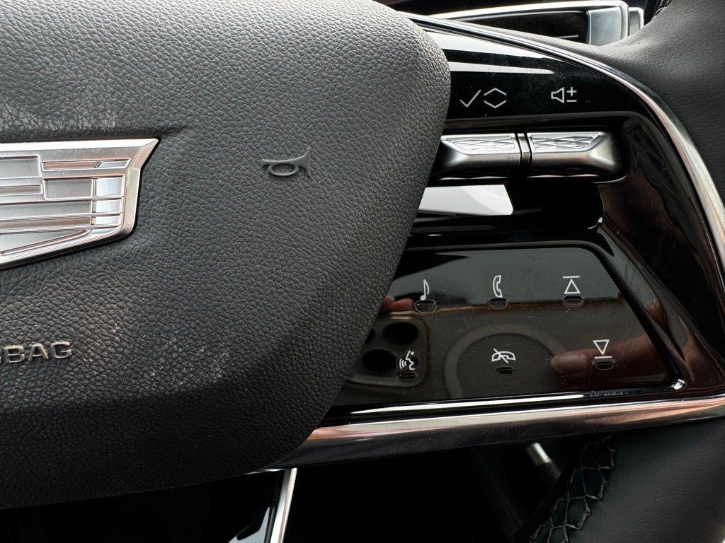 new 2025 Cadillac OPTIQ car, priced at $48,470