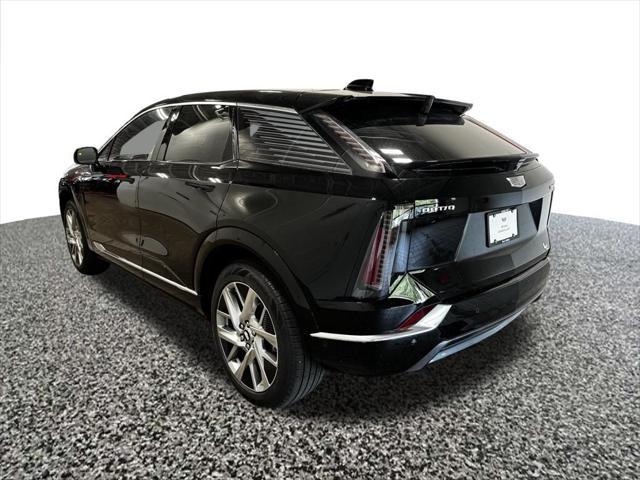 new 2025 Cadillac OPTIQ car, priced at $48,470