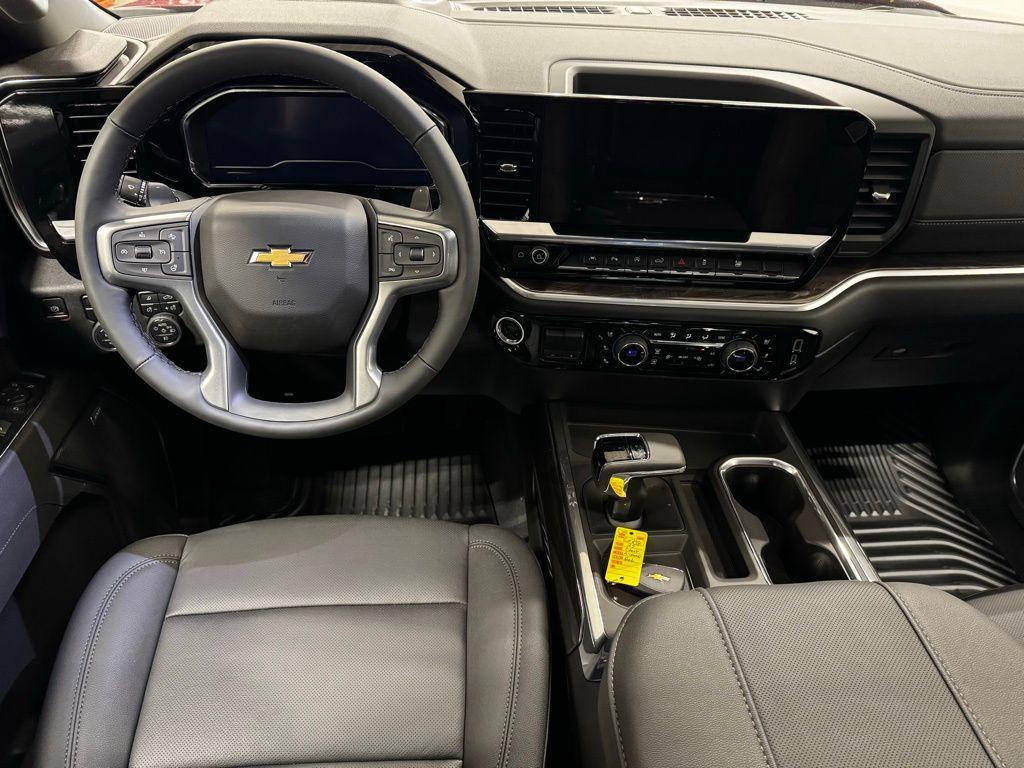 new 2025 Chevrolet Silverado 1500 car, priced at $55,580
