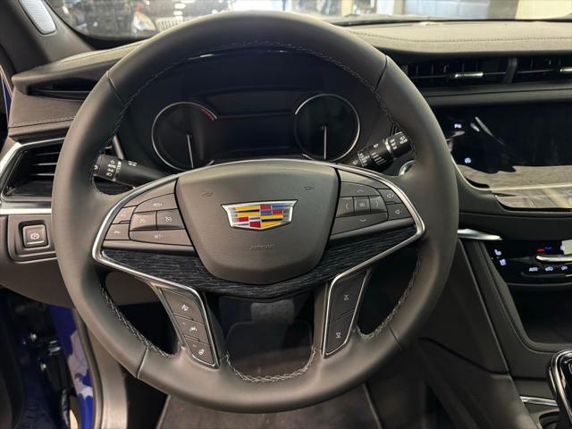 new 2025 Cadillac XT5 car, priced at $55,890