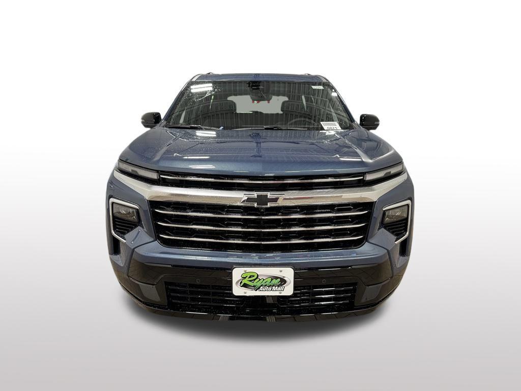 new 2026 Chevrolet Traverse car, priced at $60,035