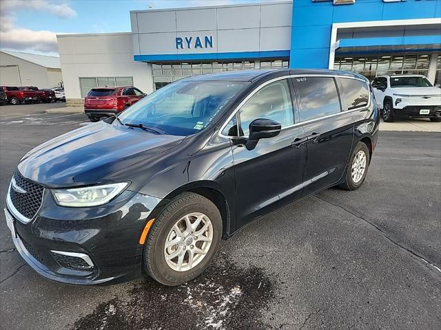 used 2023 Chrysler Pacifica car, priced at $26,997