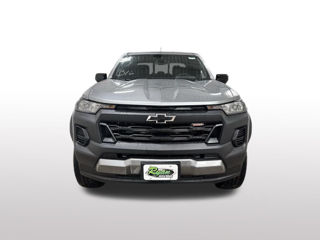 new 2026 Chevrolet Colorado car, priced at $43,420