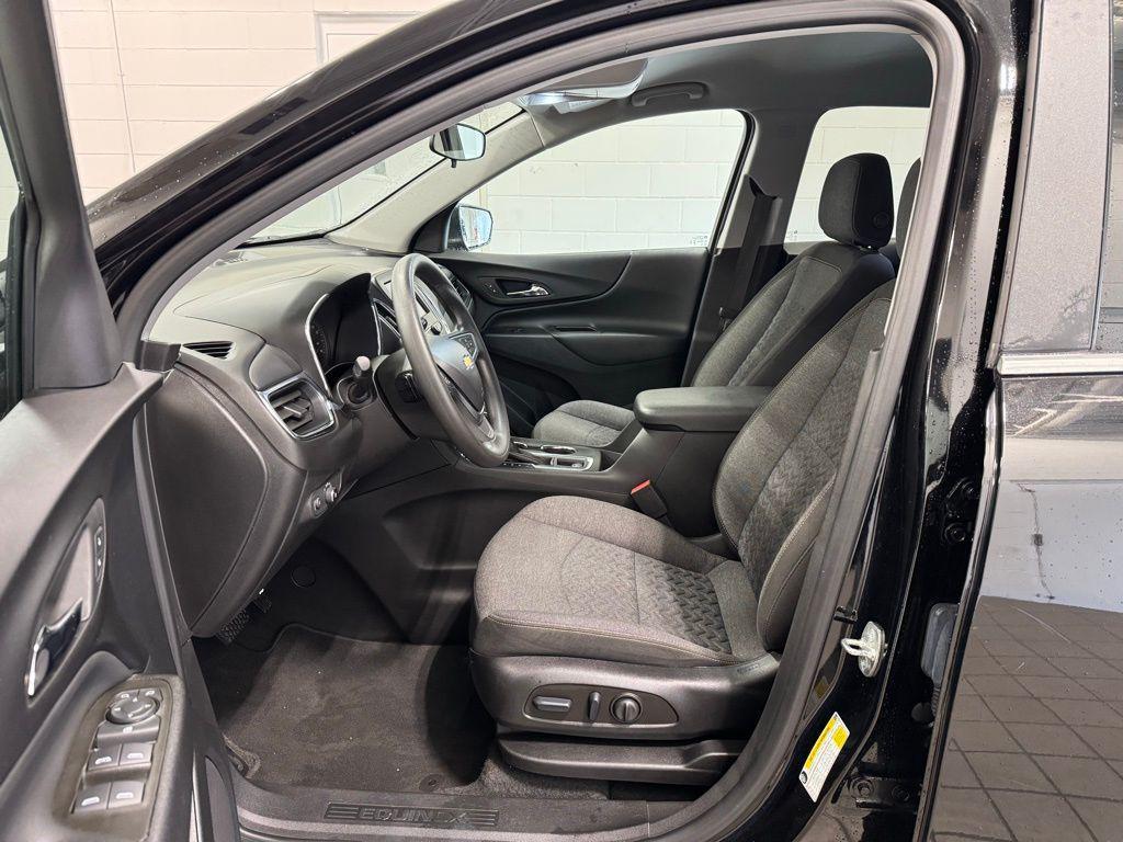 used 2023 Chevrolet Equinox car, priced at $19,997