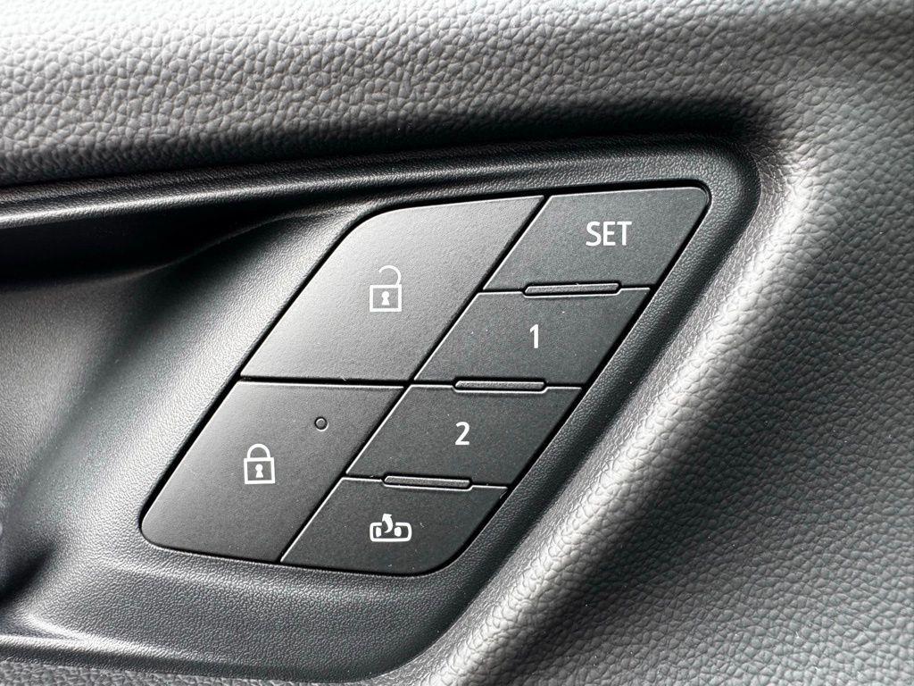 new 2026 Chevrolet Equinox car, priced at $37,285