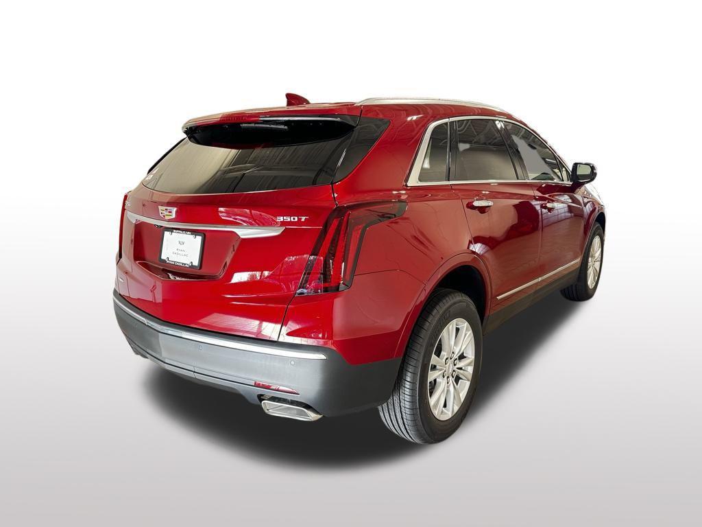 new 2025 Cadillac XT5 car, priced at $47,515