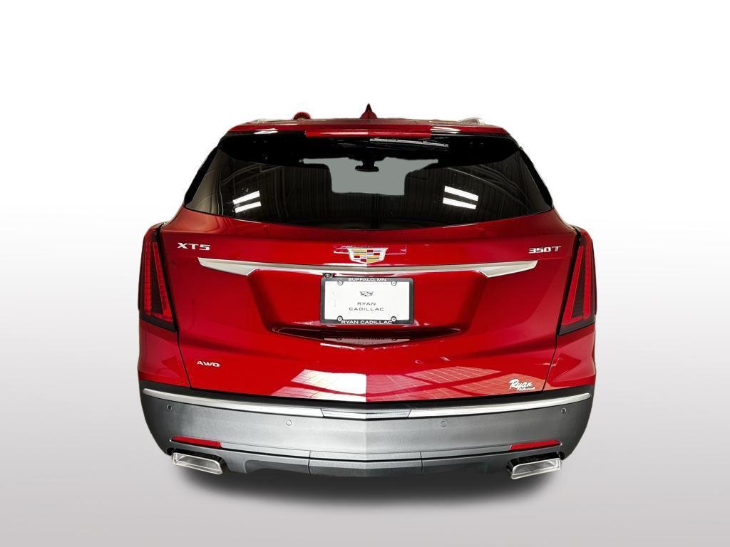 new 2025 Cadillac XT5 car, priced at $47,515
