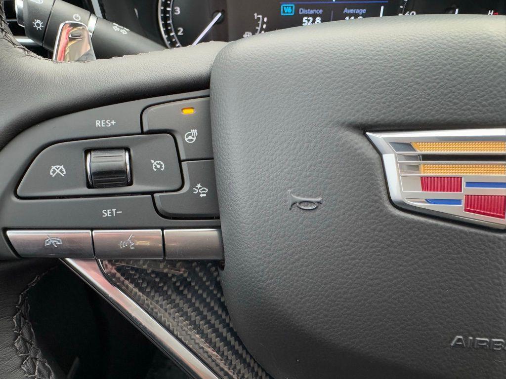 new 2025 Cadillac XT6 car, priced at $57,965