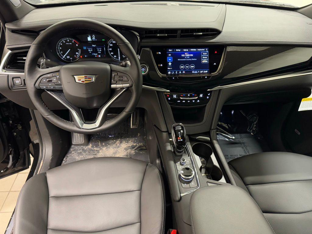 new 2025 Cadillac XT6 car, priced at $57,965