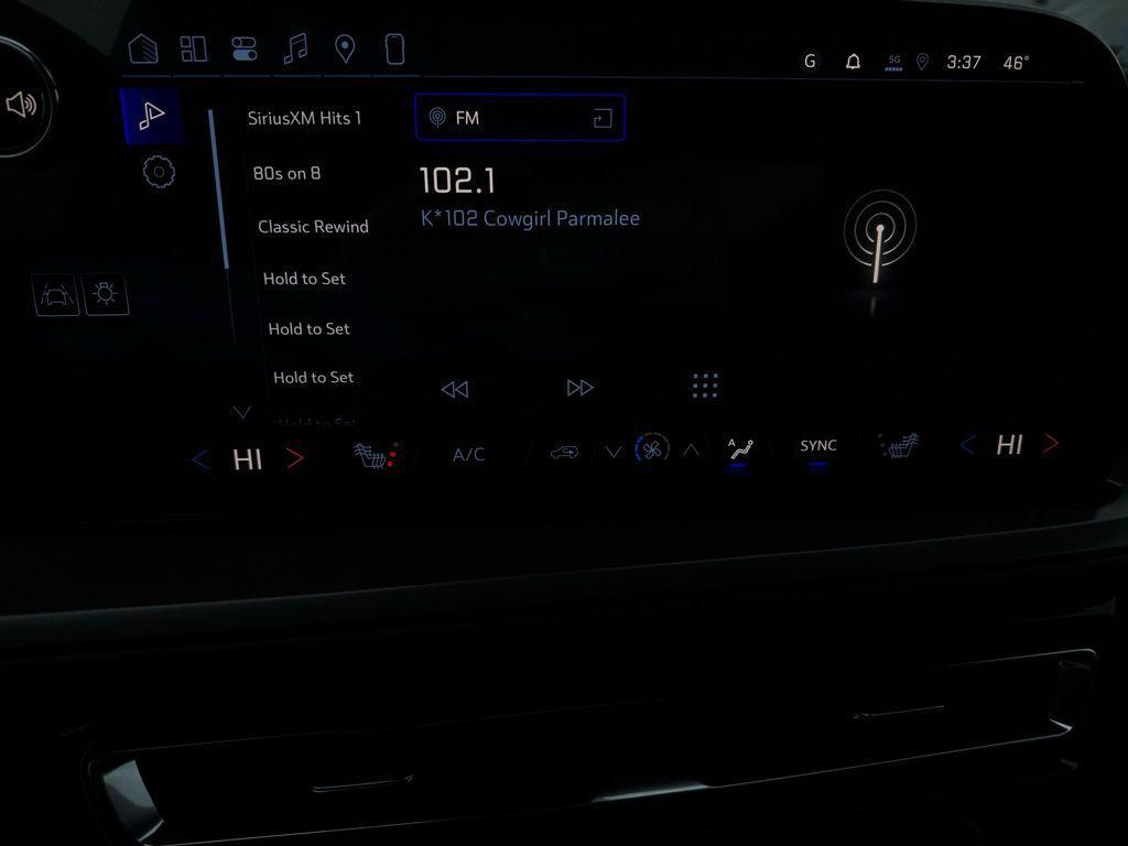 new 2026 Chevrolet Traverse car, priced at $48,205