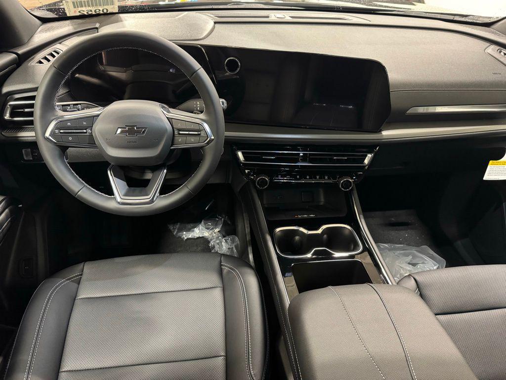 new 2026 Chevrolet Traverse car, priced at $48,205