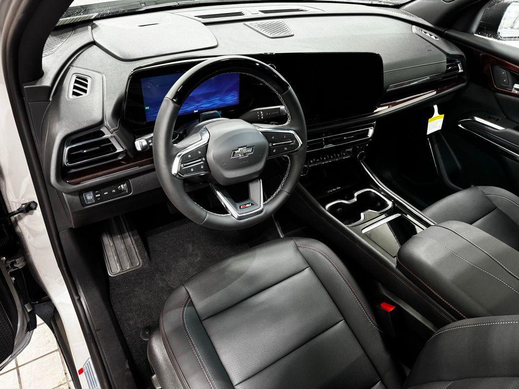 new 2026 Chevrolet Traverse car, priced at $54,607