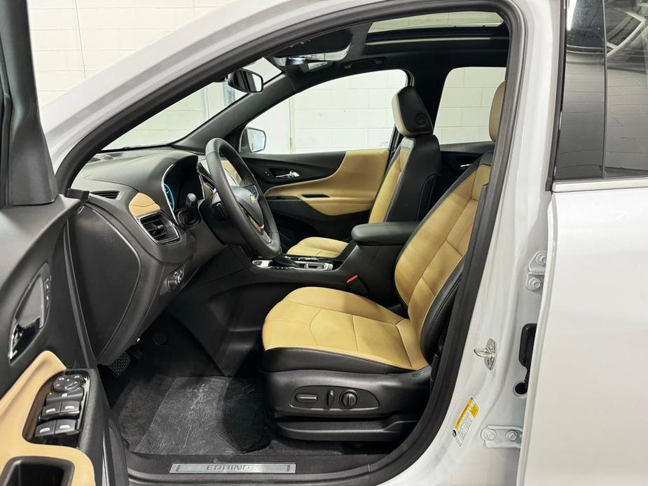 new 2024 Chevrolet Equinox car, priced at $36,130